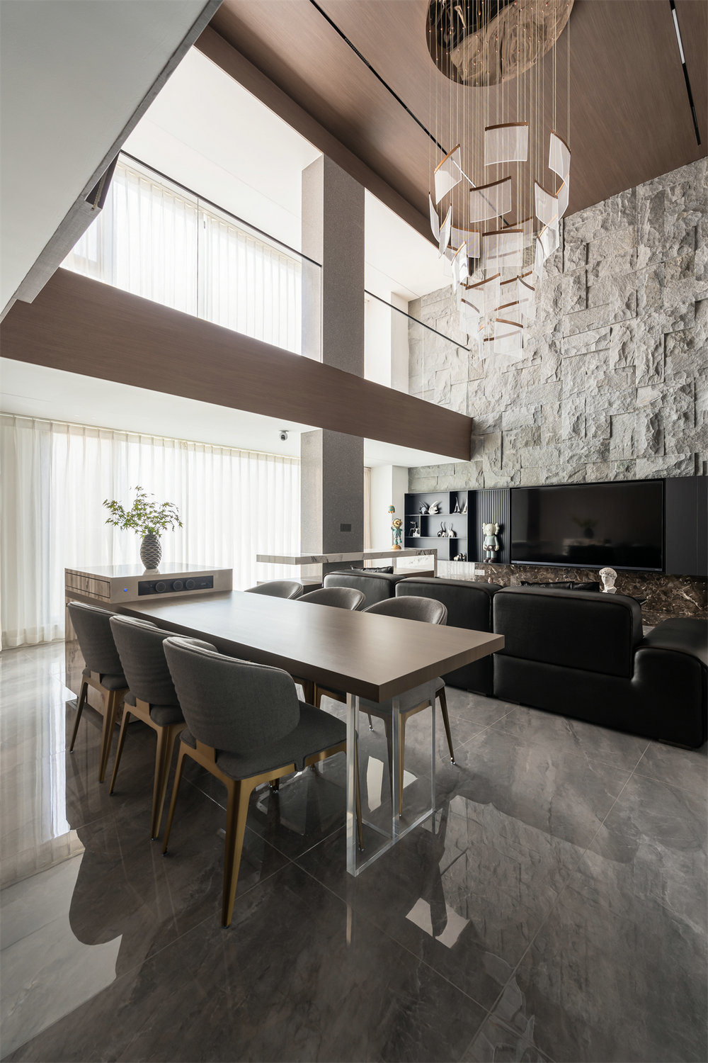 臨空香廷300平現(xiàn)代風(fēng)格裝修效果圖