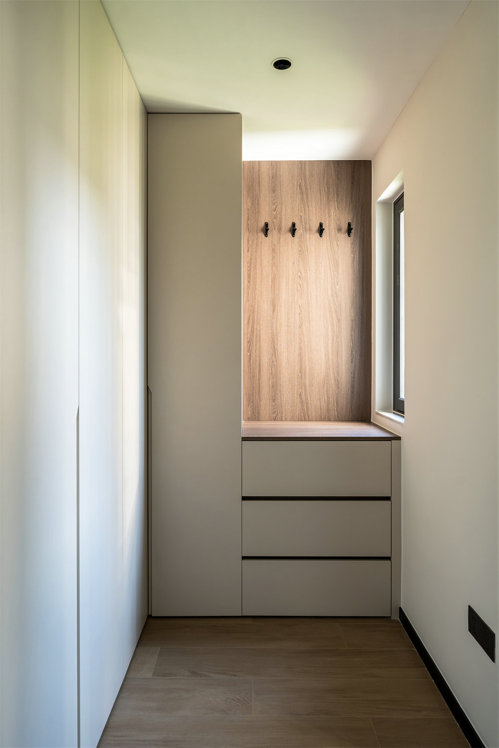 臨空香廷300平現(xiàn)代風(fēng)格裝修效果圖