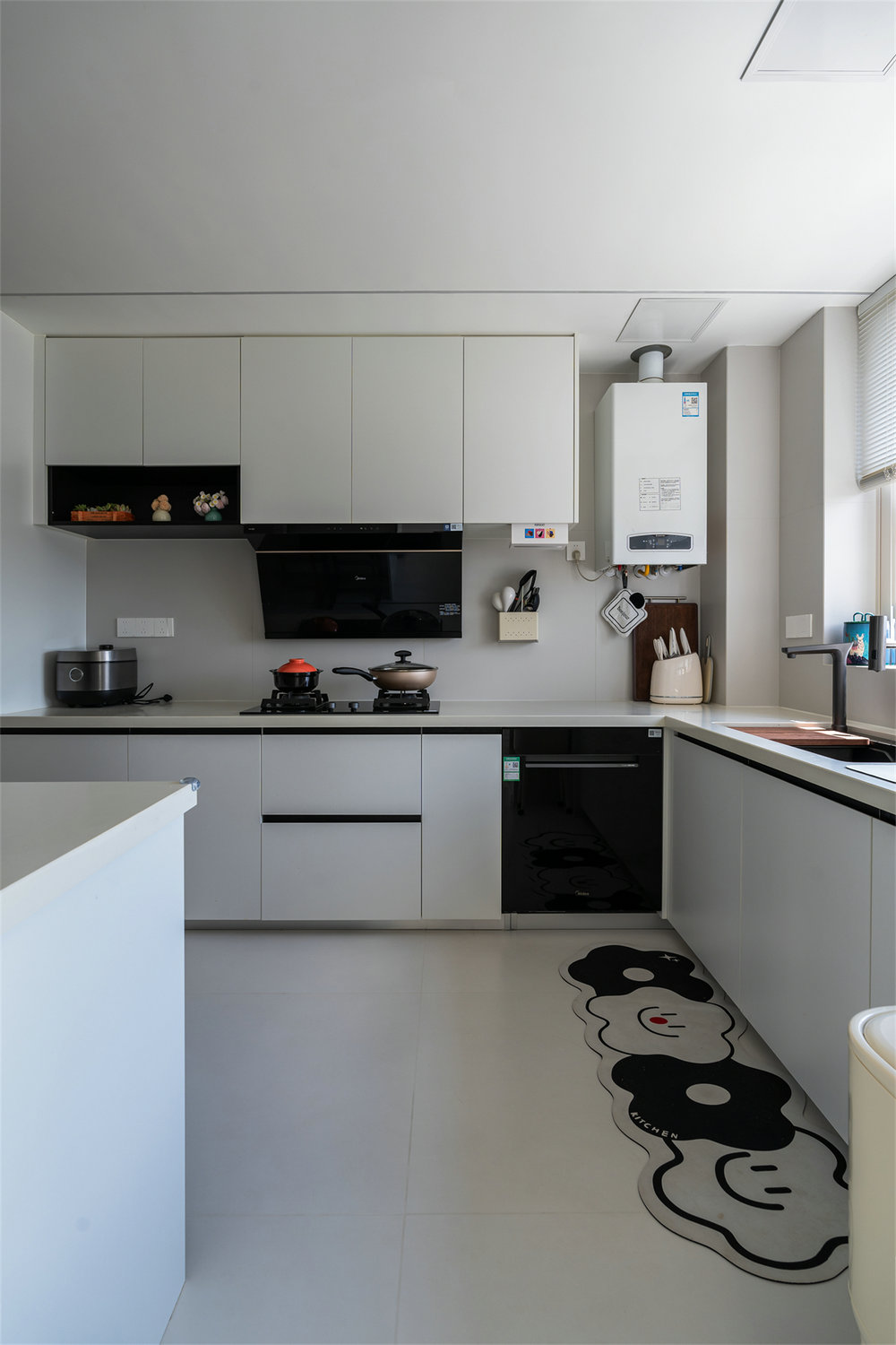 東湖名居151平現(xiàn)代風(fēng)格裝修效果圖