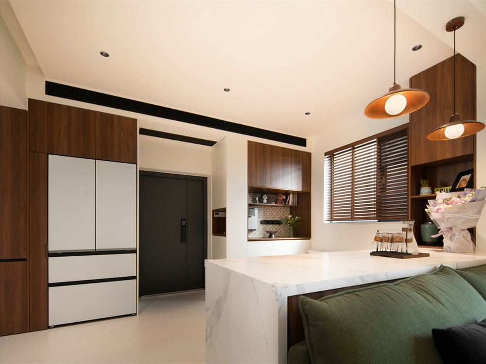 新長(zhǎng)江香榭琴臺(tái)104平中古風(fēng)格裝修效果圖